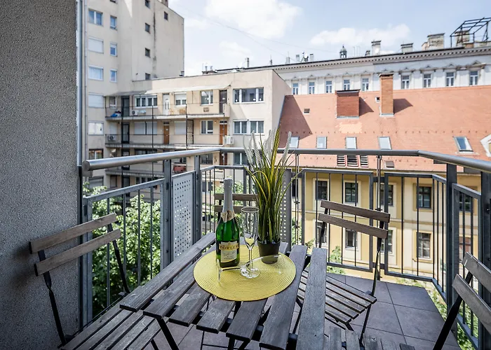 Vagabond Downtown 4* 布达佩斯