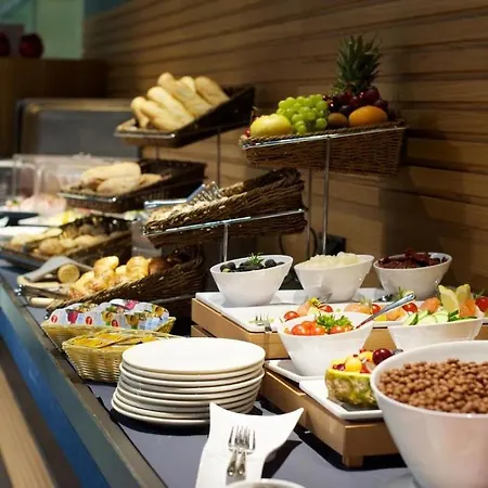 Vagabond Downtown Apartahotel 4*