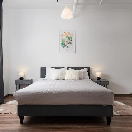 Vagabond Downtown Apartahotel