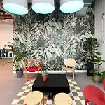 Aparthotel Vagabond Downtown 4*
