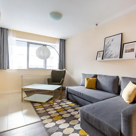 מלון דירות Vagabond Downtown 4*