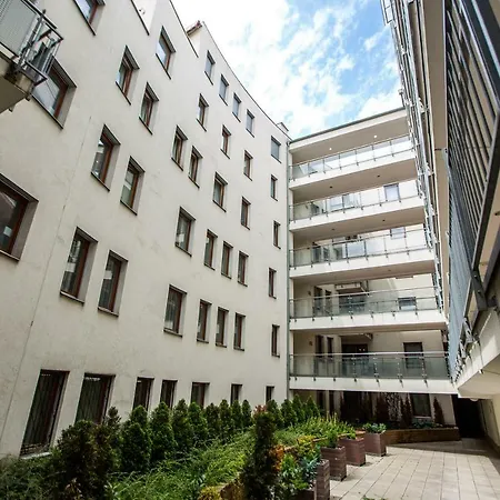 Vagabond Downtown 4* Budapest