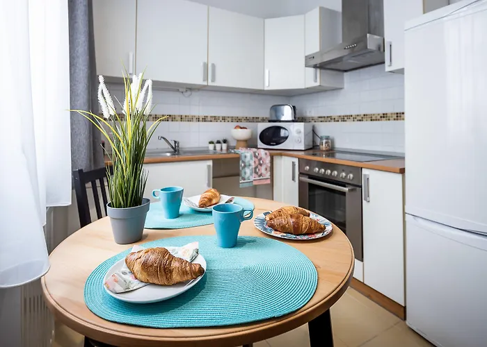 Vagabond Downtown Aparthotel 4*