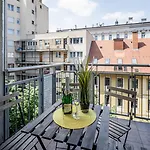 Vagabond Downtown 4* 부다페스트