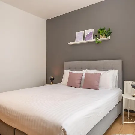 Апарт-отель Vagabond Downtown