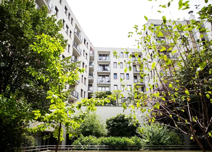 Vagabond Downtown Aparthotel 4*